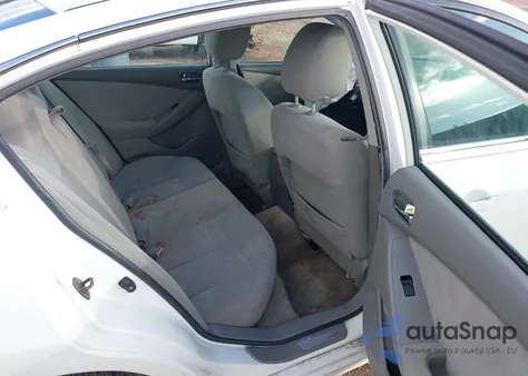 2010 Nissan Altima 2.5 S z USA, uszkodzony, nr VIN 1N4AL2AP4AN531814